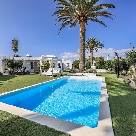 Villas New Lanzasuites Плайя-Бланка Екстер'єр фото