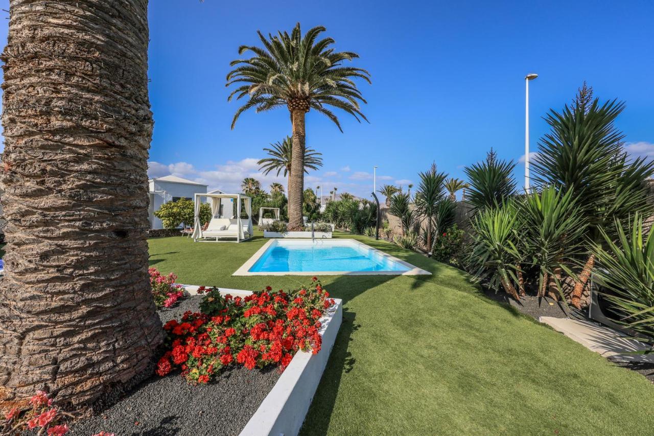 Villas New Lanzasuites Плайя-Бланка Екстер'єр фото